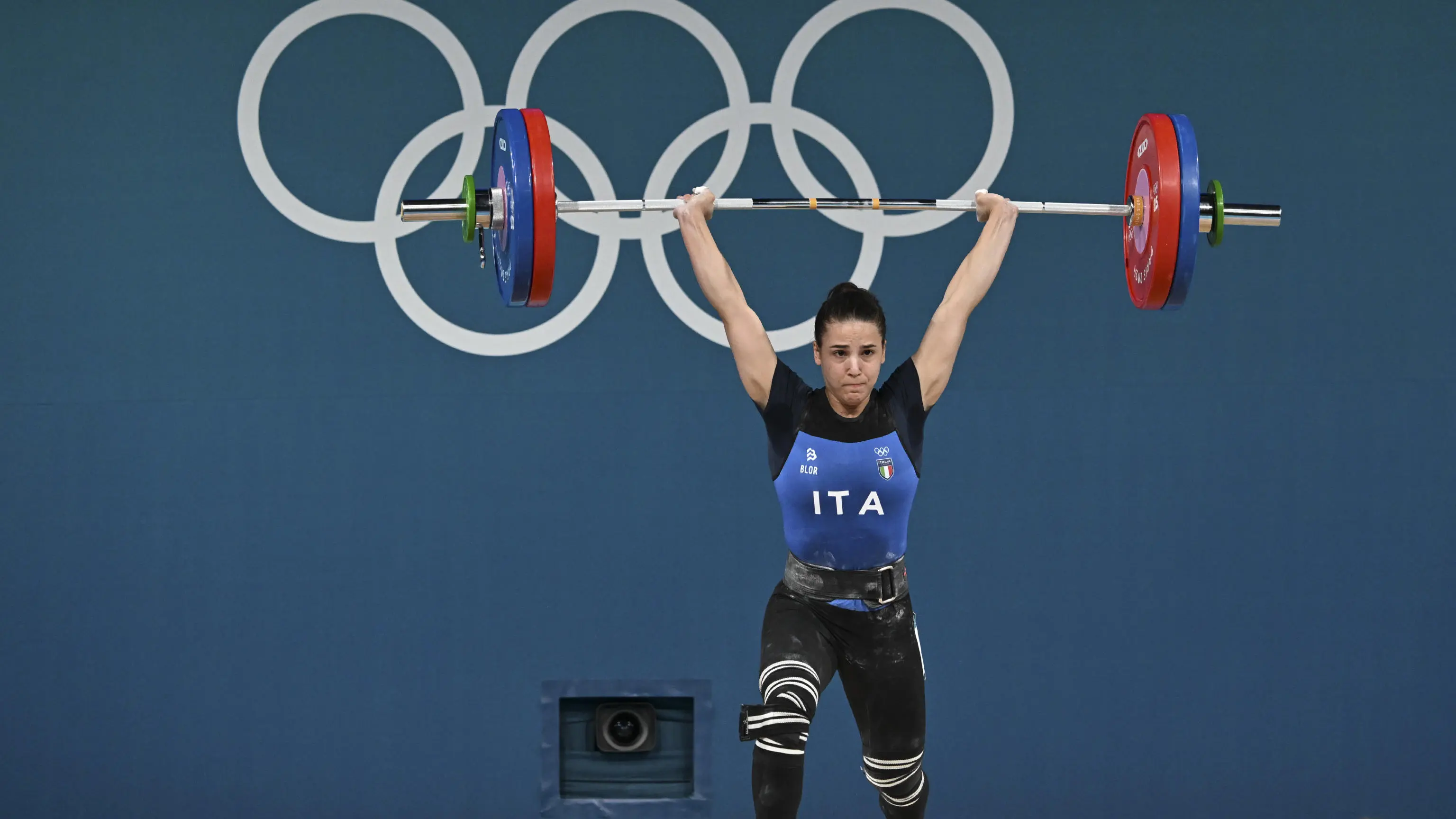 Lucrezia Magistris of Italy competes in the Women 59kg Snatch of the Weightlifting competitions in the Paris 2024 Olympic Games, at the South Paris Arena in Paris, France, 8 August 2024. ANSA/CIRO FUSCO