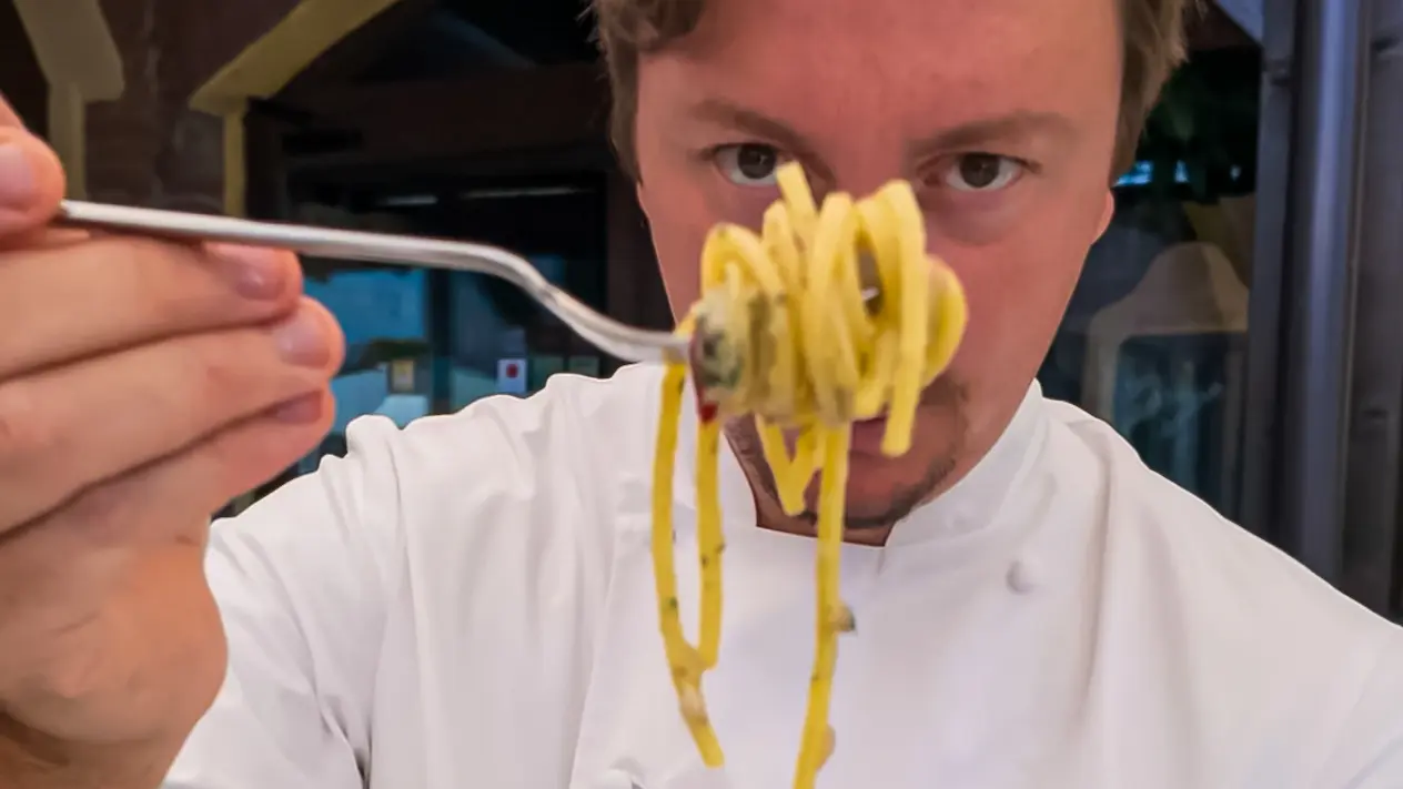 Linguina all’astice non solo per San Valentino: una cena romantica con i crostacei