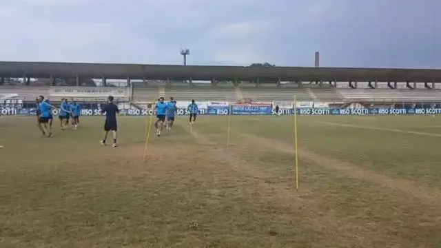Pavia Calcio 1911, primo giorno di allenamenti guidati da Pablo Granoche. L'intervista al mister e al Ds Nicola Raso