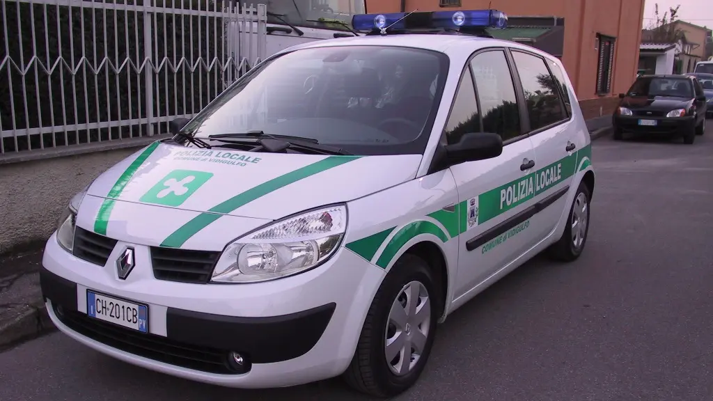 Vigili, un nuovo “occhio” portatile per controllare l’assicurazione