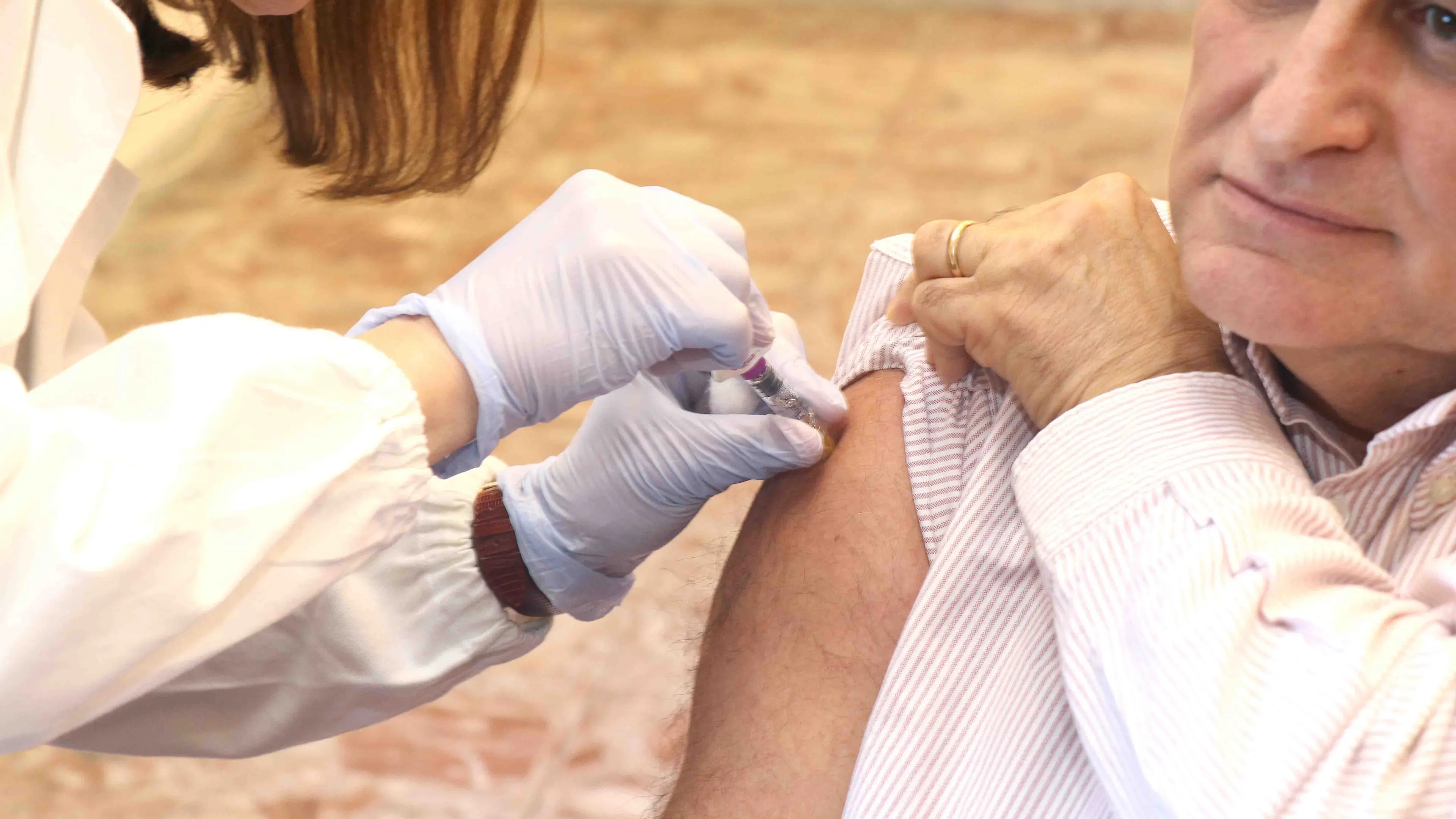 CAMPAGNA ANTINFLUENZALE VACCINI ALLâ€™ASL DI VIA CASSOLI: VACCINAZIONE