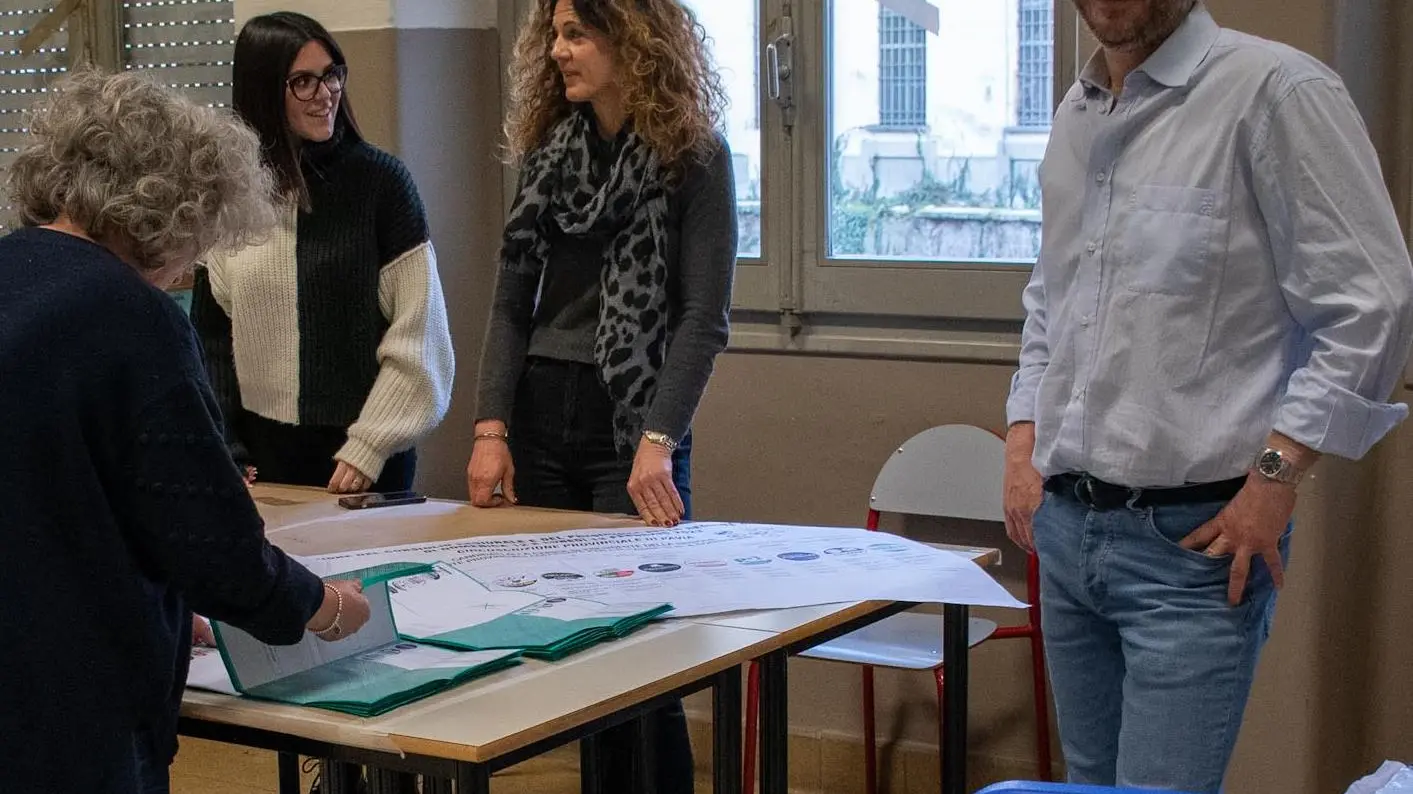 Regionali, i Cinque stelle premiano Verni ma per il movimento è flop: 4%. E il consigliere resta fuori