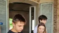Studenti e ricercatori fanno esperimenti insieme: così si fa nascere l’amore per la scienza